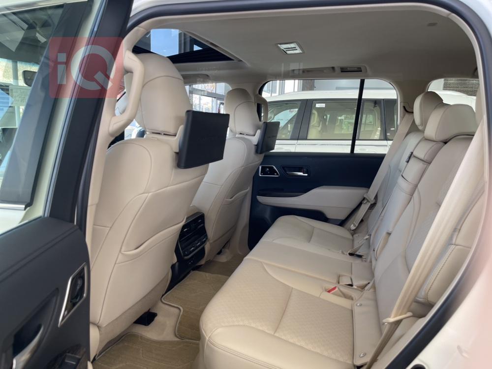 https://cdn.iqcars.io1740662197977.jpg